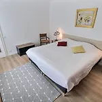 Spacieux A Avec Terrasse, Garage Privatif, Proche Centre Et Gare - Fr-1-722-2 شقة *