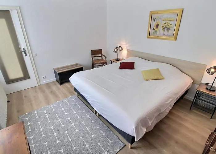 Spacieux A Avec Terrasse, Garage Privatif, Proche Centre Et Gare - Fr-1-722-2 Apartament *