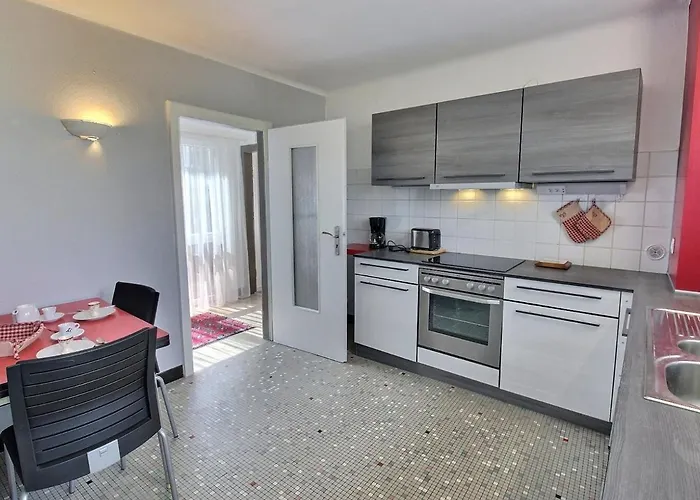 Apartament Spacieux A Avec Terrasse, Garage Privatif, Proche Centre Et Gare - Fr-1-722-2
